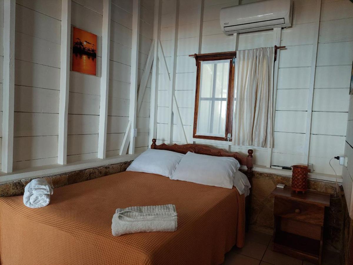 Sunset Bay B&B Brig Bay Ngoại thất bức ảnh